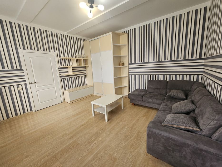 Здається 3 кімнатна квартира в будинку клубного типу