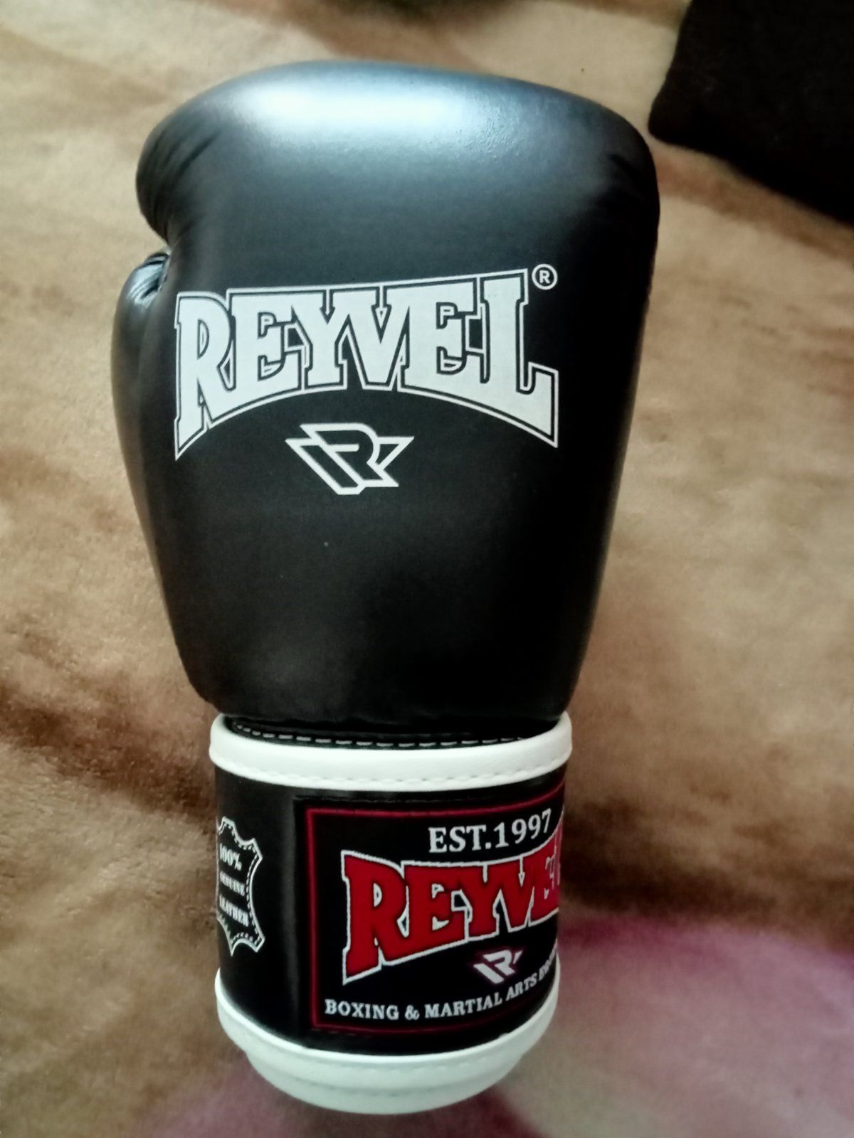 Боксерські рукавиці Reyvel