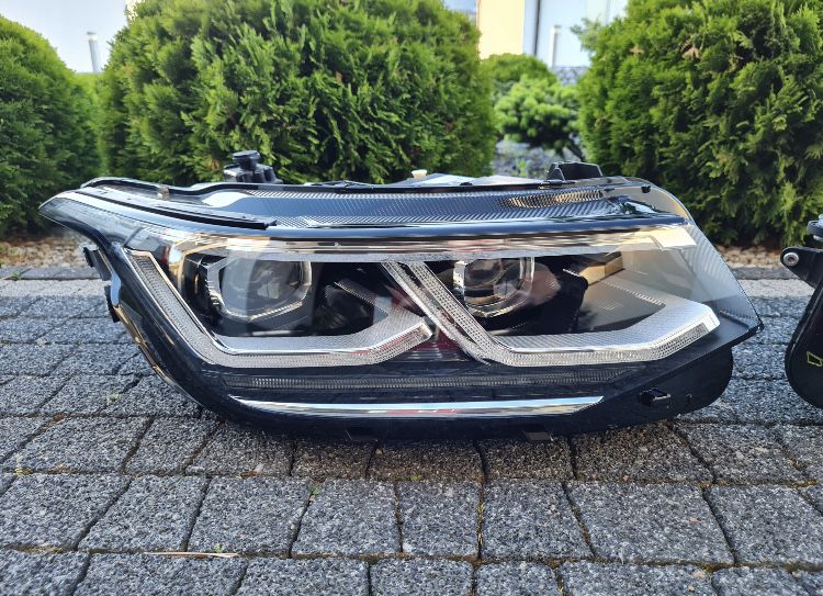 Фара Ліва Права VW TIGUAN II IQ LIGHT USA Європа