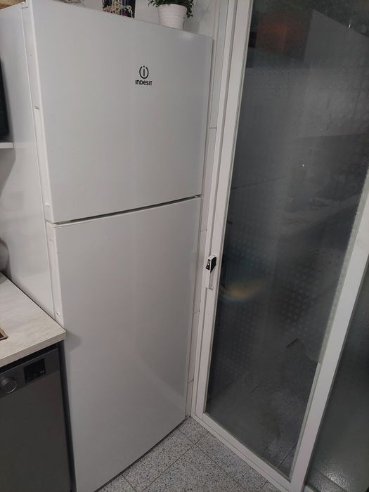 Frigorífico indesit
