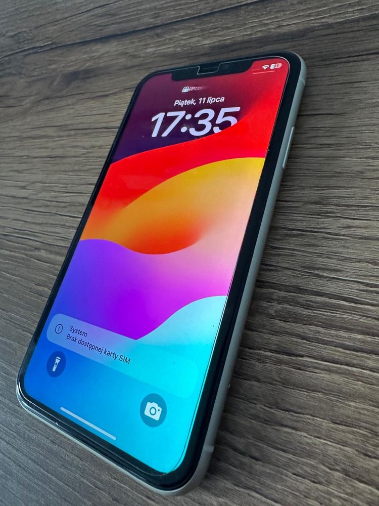 Iphone 11 128 g stan idealny p