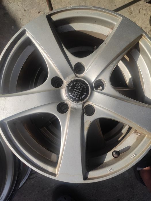 Литі диски до автомобіля Volvo V60