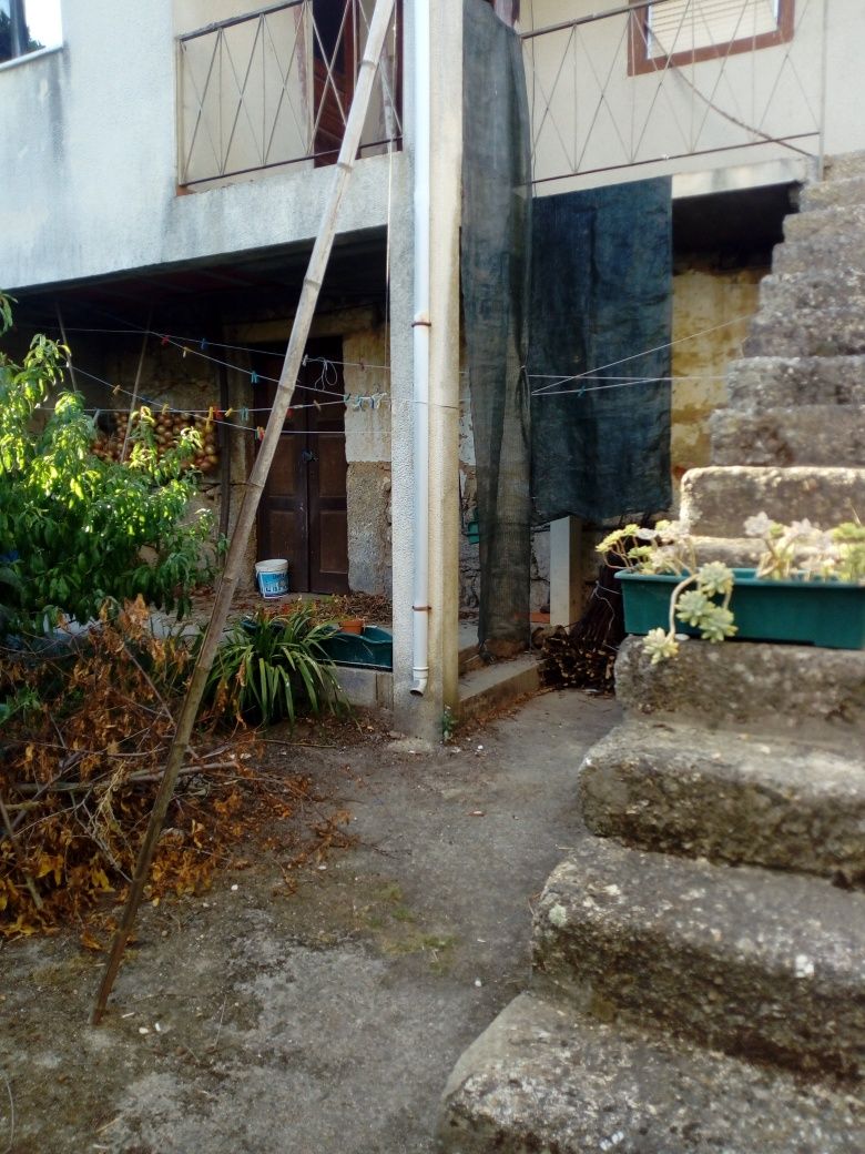 Vivenda t2 com quintal