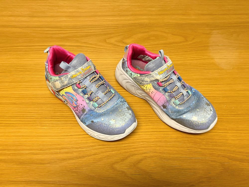 Sapatilhas de menina Skechers | Tamanho 33