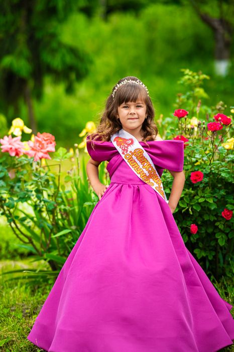 Продається дитяча сукня