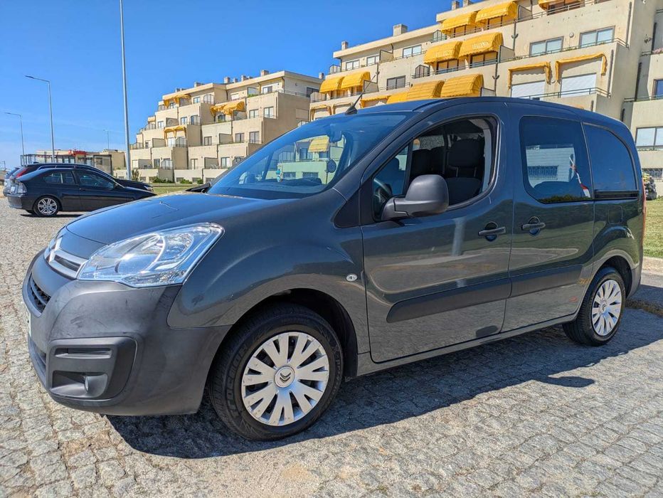 Citroën Berlingo Comercial 3 lugares Cx Automática