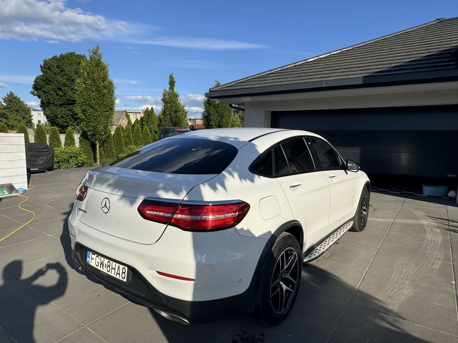Mercedes GLC 250 AMG Faktura 23 vat ASO 211 KM