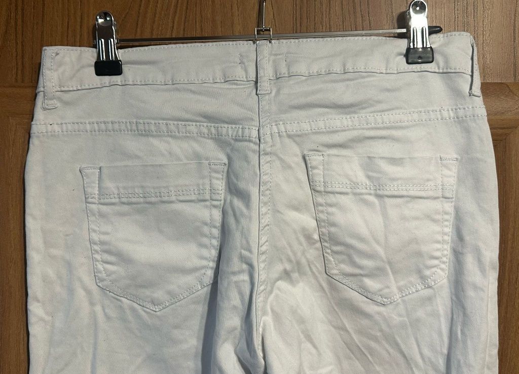 Blue motion białe spodnie damskie jeansy r. S 36