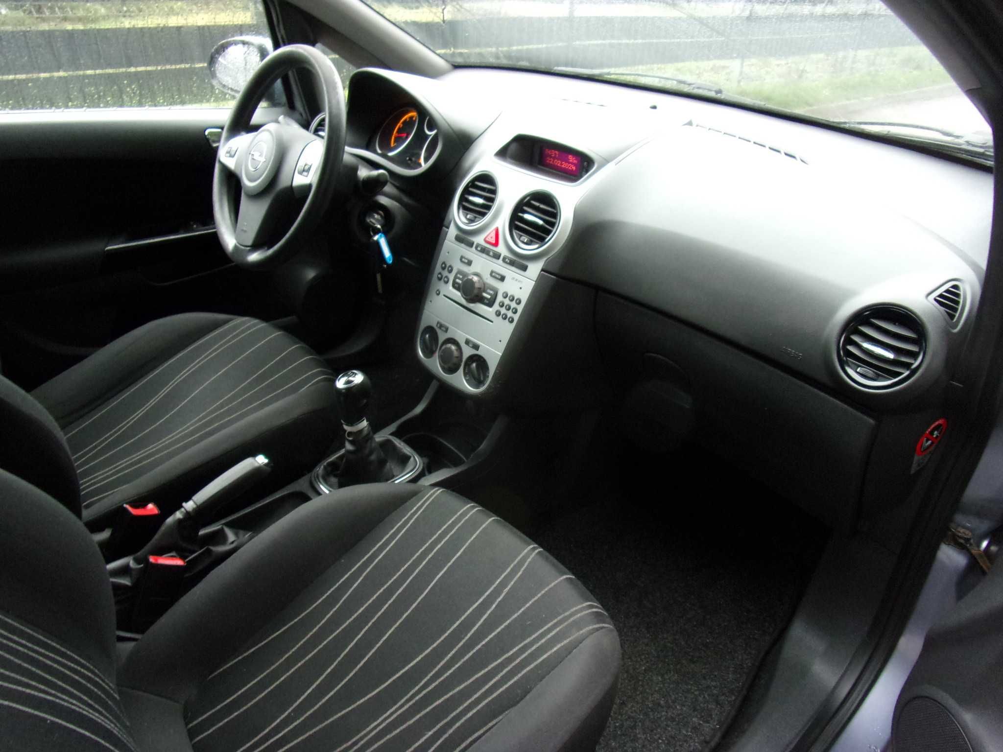 Opel Corsa D 1.4 Klima * 5-Drzwi Ładny stan *