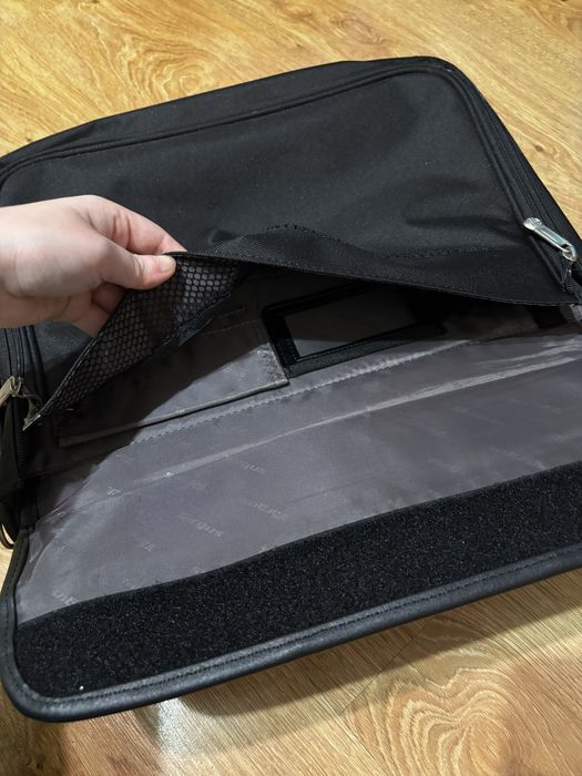Etui Pokrowiec na laptopa Targus