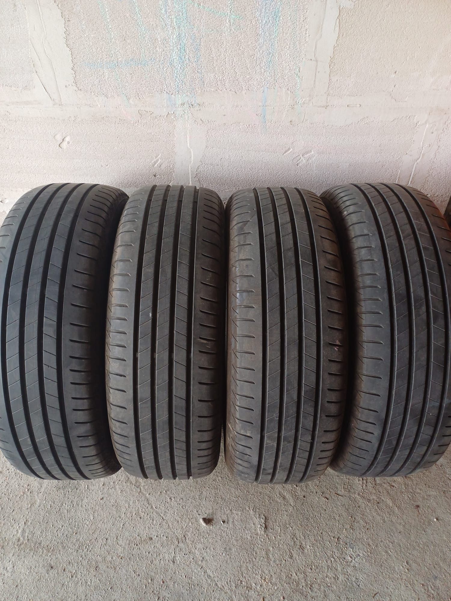 Opony letnie Bridgestone 215/60 R17