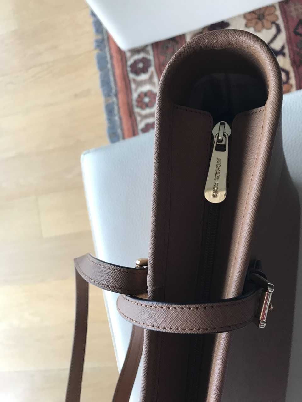 Bolsa Michael Kors castanha COMO NOVA