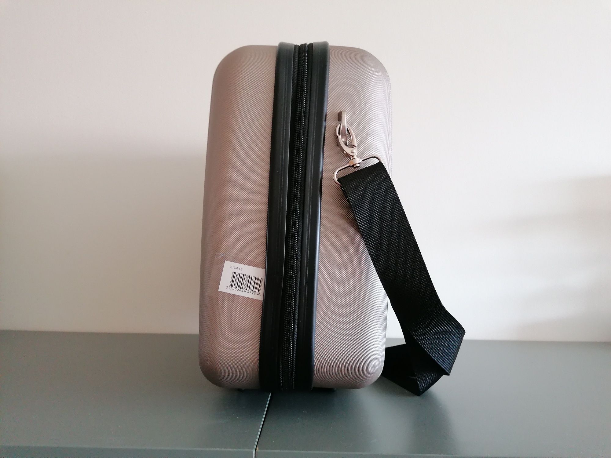 Necessaire de viagem
