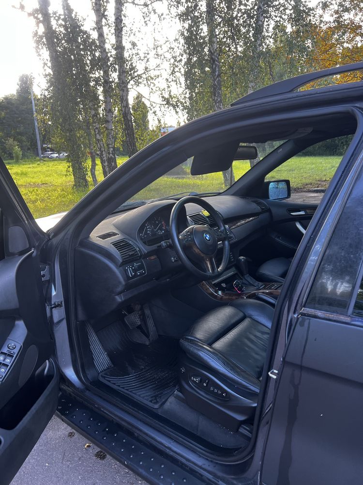 Продам BMW X5 3.0 дизель