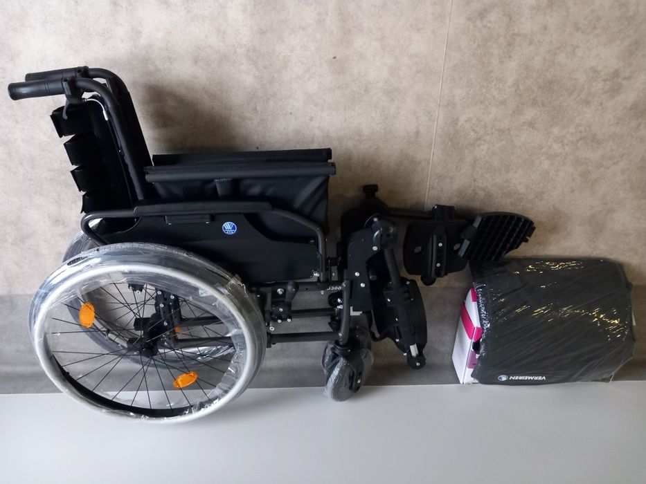 Wózek Inwalidzki D200  Vermeiren - NOWY Nieużywany