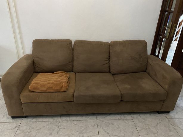 Sofa com chaise long c/novo