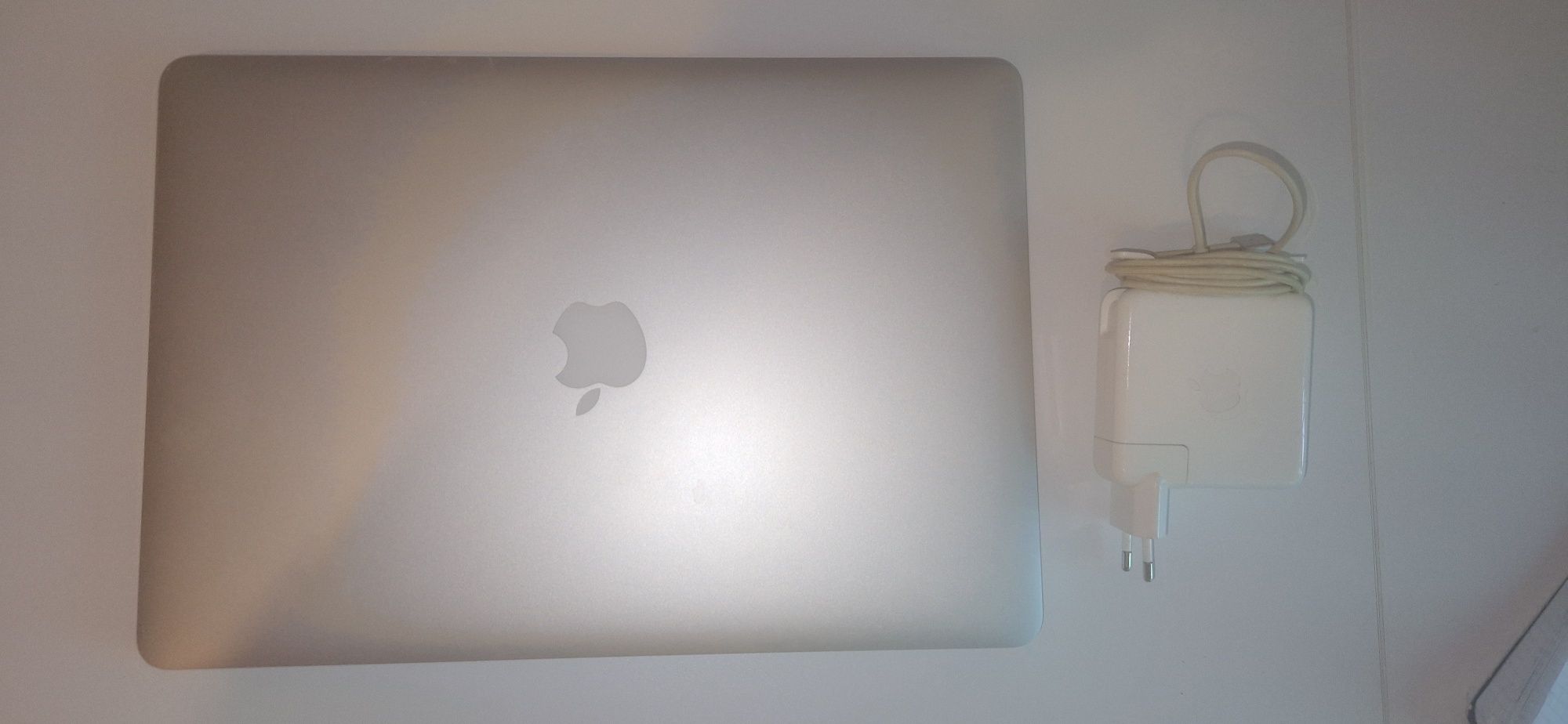 MacBook Pro 15" Retina (Mid 2014) – i7 2.2GHz / 16GB RAM