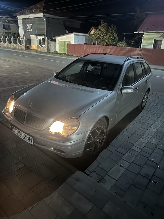 Мерседес в203, 2,2 дизель, автомат