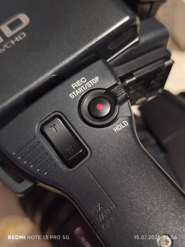 Kamera cyfrowa SONY HDR AX2000E + torba, 2x akumulator, stan jak NOWA