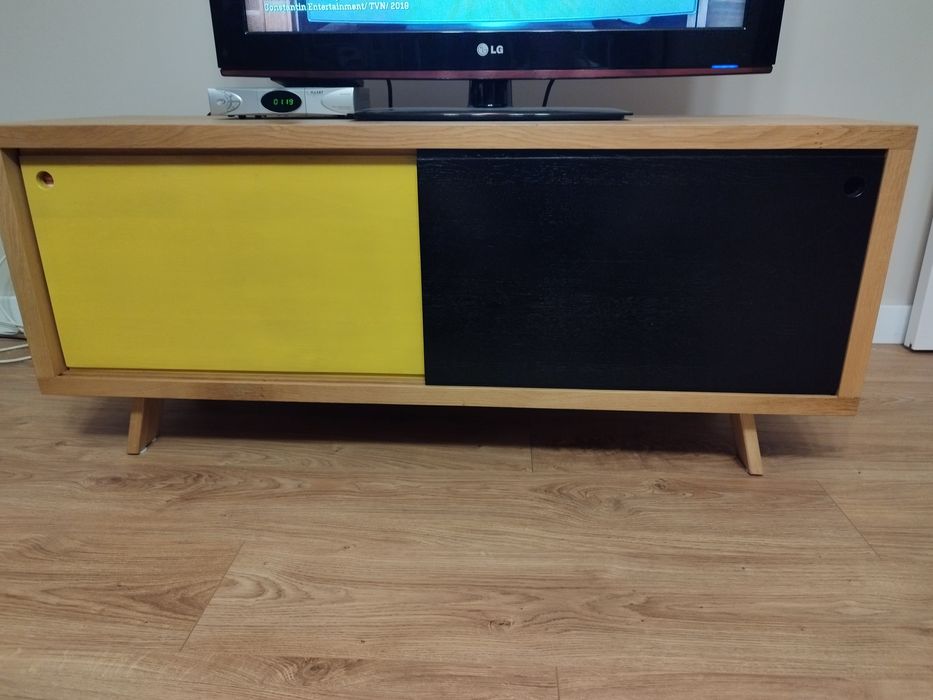 Szafka RTV dębowa Handmade