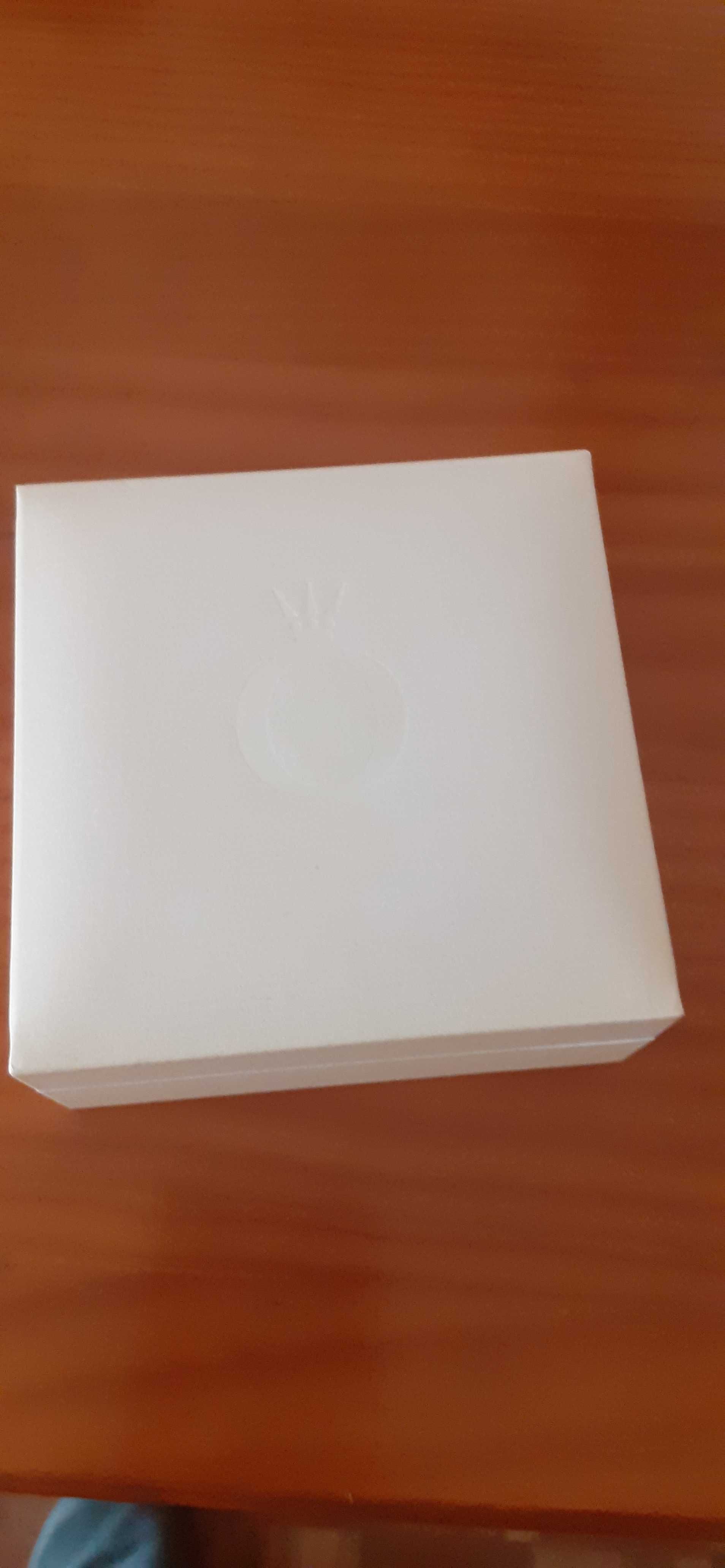 Vendo pulseira Pandora, com caixa