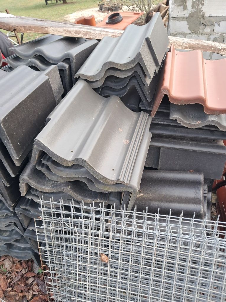 Gąsiory ceramiczne dachówka ceramiczna