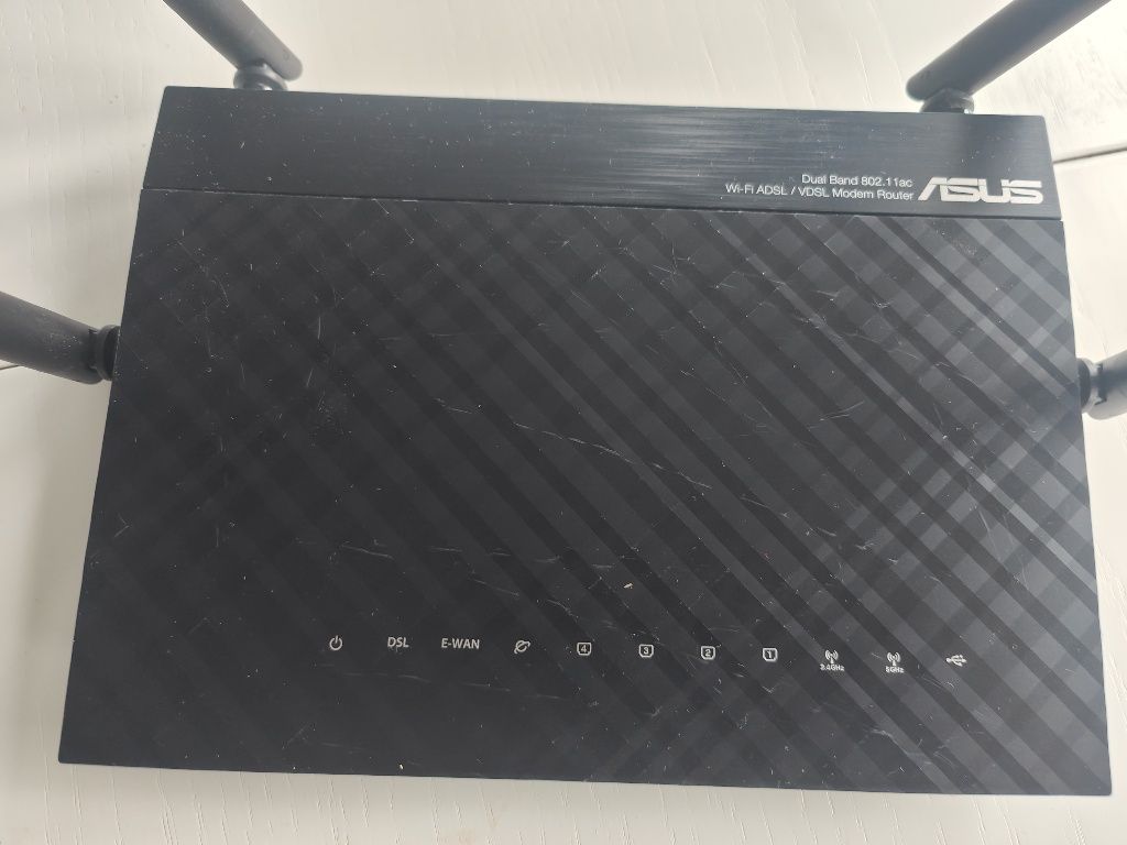Router Asus DSL-AC55U WIRELESS-AC1200