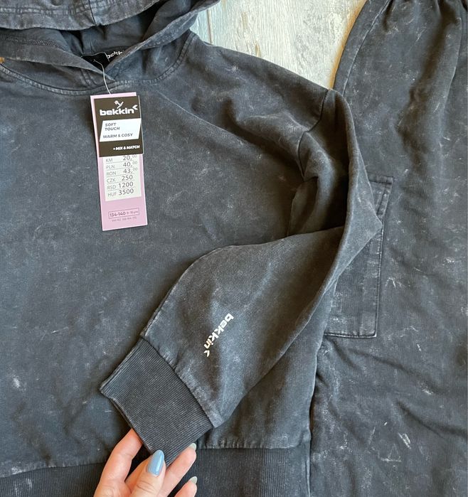 Костюм на дівчинку bekkin 134-140 см 9-10 років