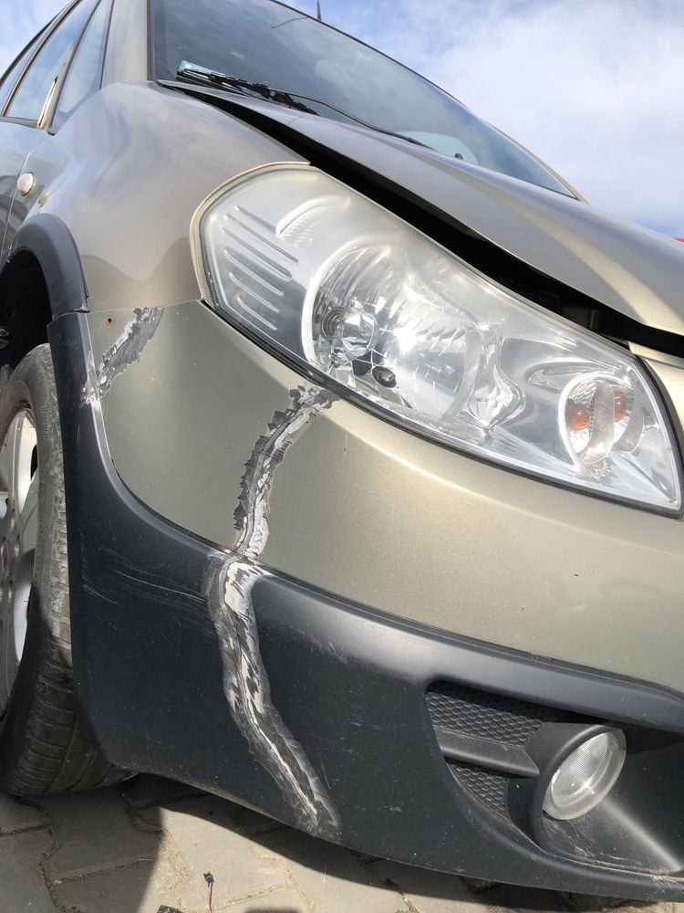 Zderzak przód przedni Fiat Sedici kod lak ZFF
