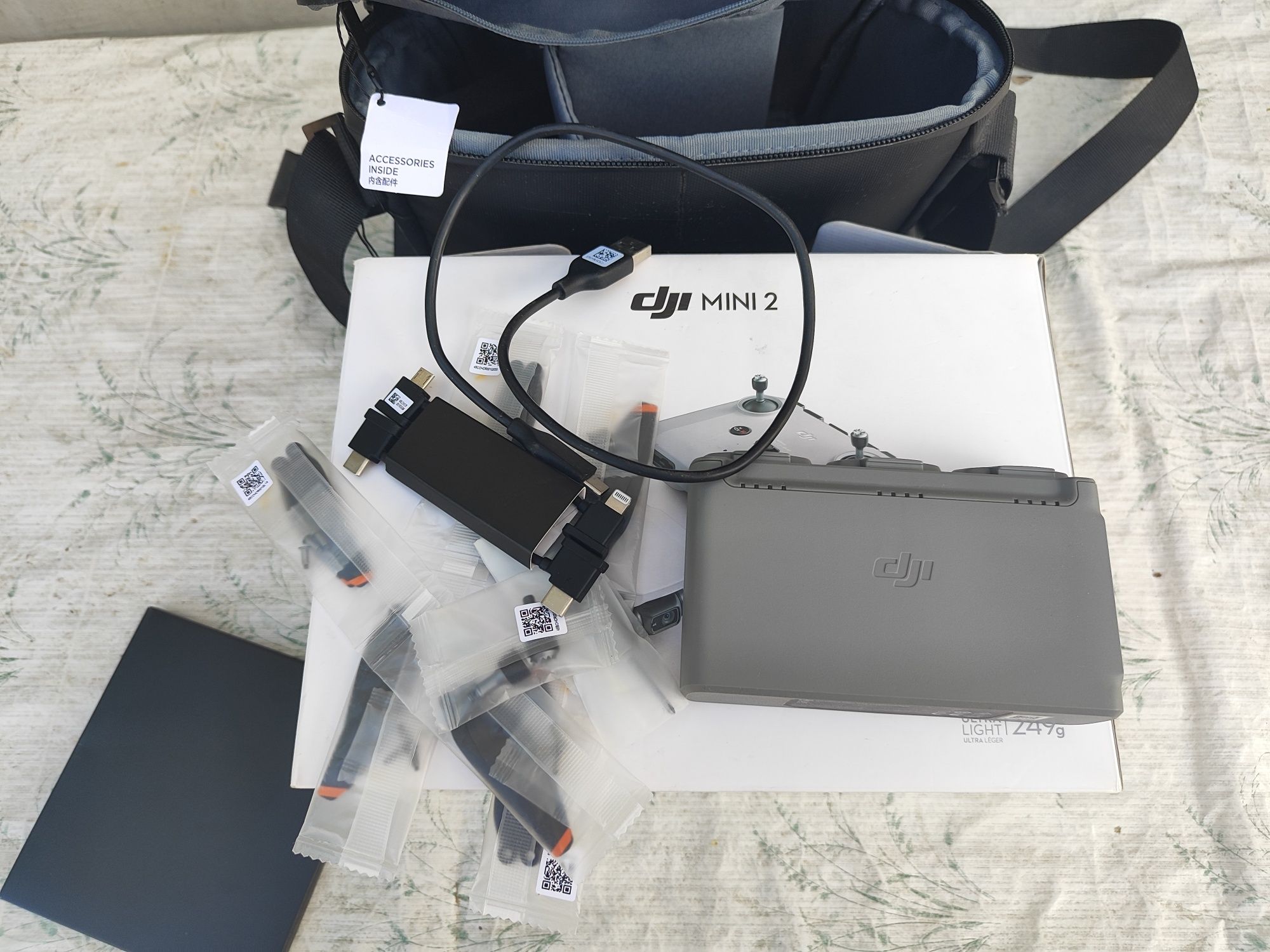Квадрокоптер DJI Mini 2 Fly More Combo