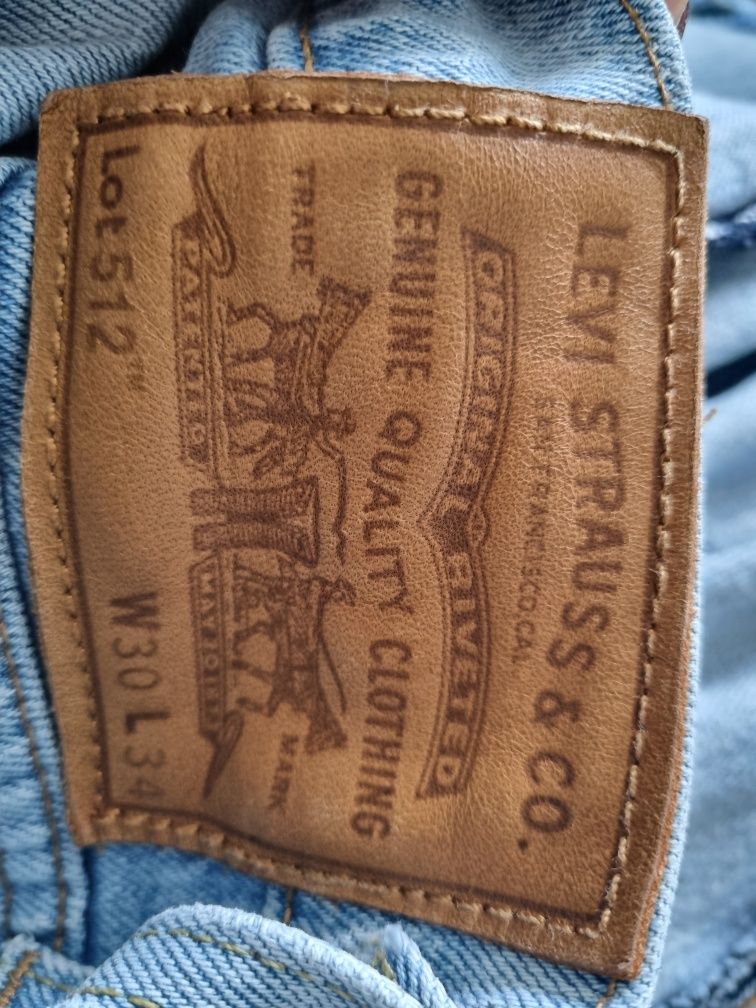 Jasne spodnie Levi's  Rozmiar L 40   #levis