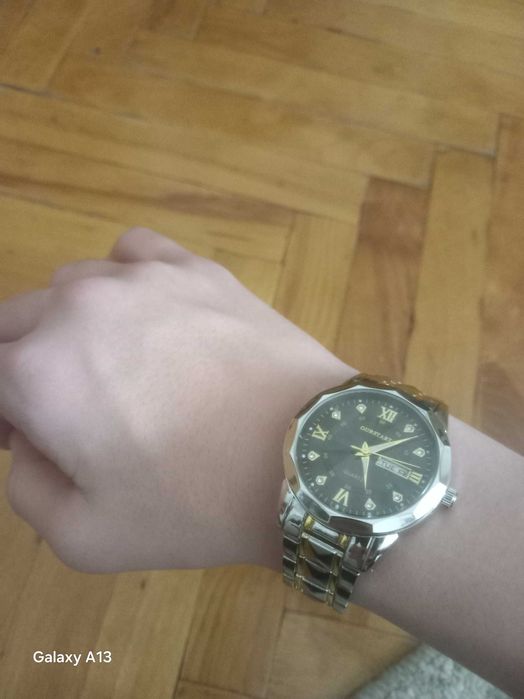 Годинник механїчні equrstart