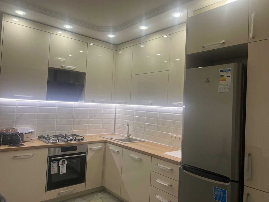 Продаж 1-кімнатної квартири на вул. Очеретяна, м. Львів