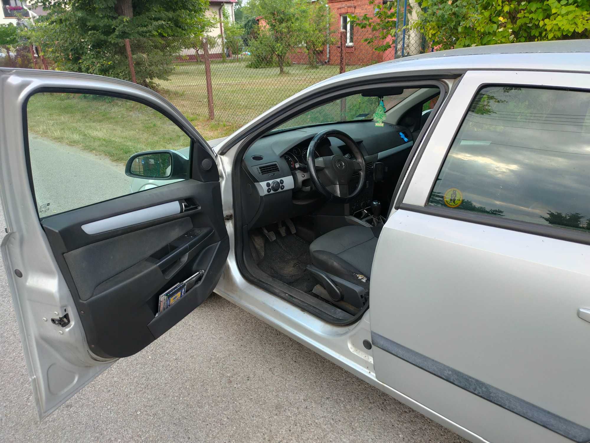 Opel Astra H 1.4
