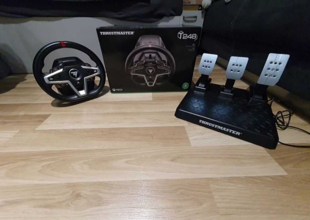 Kierownica thrustmaster t248x