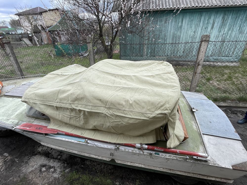 Продам лодку прогресс