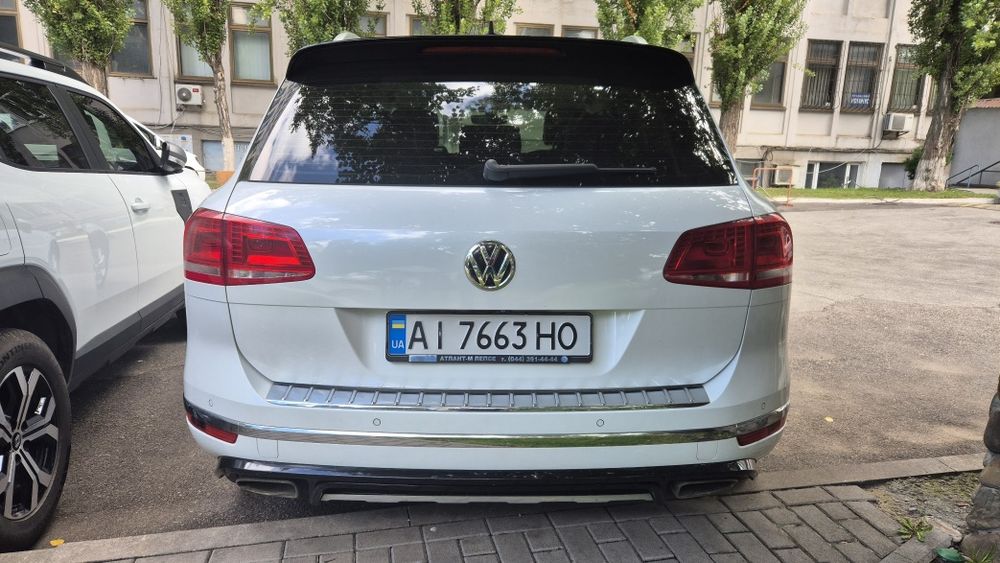 VW Touareg 3.0 tdi Rline