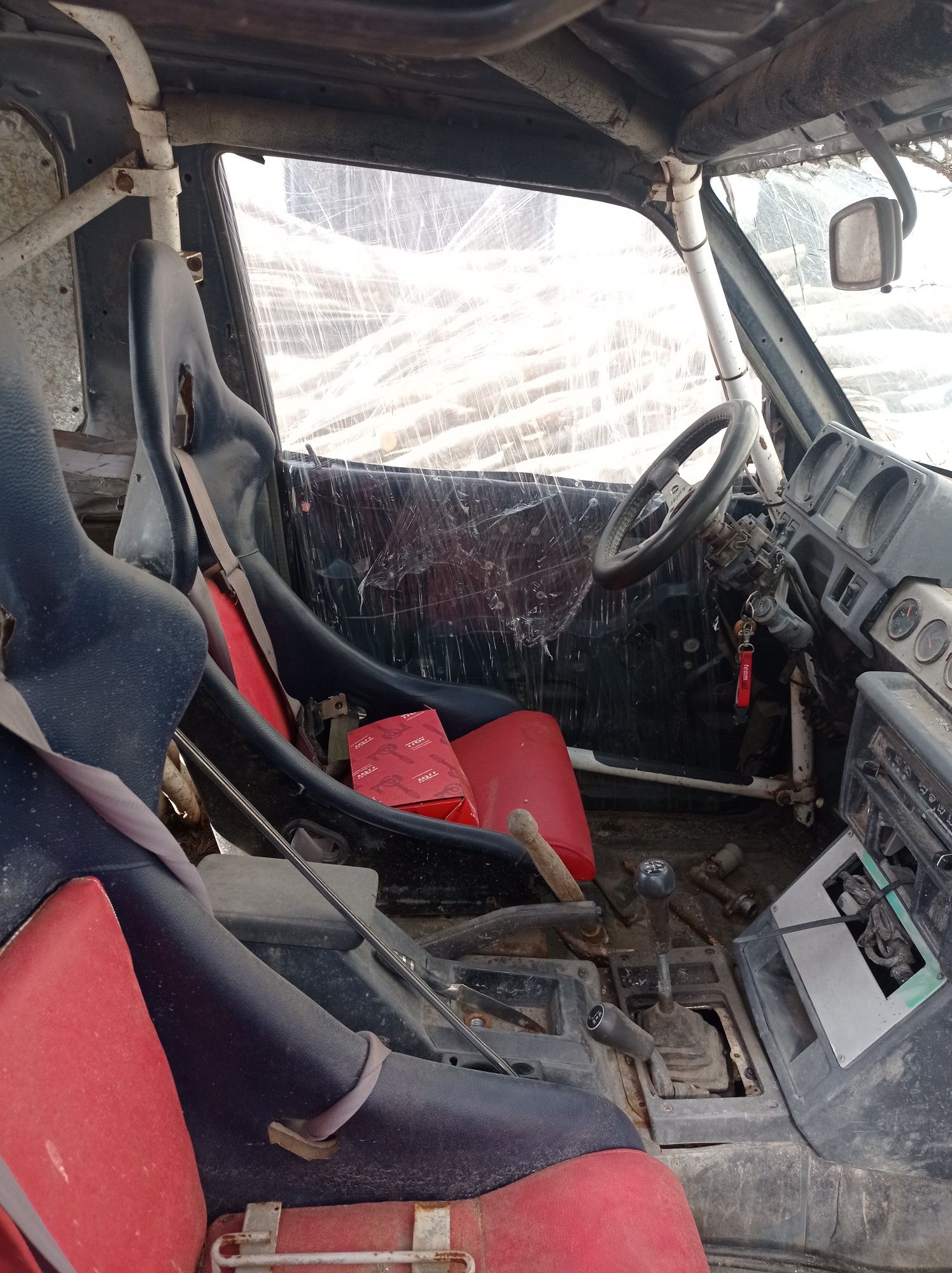 Zmota, Mitsubishi Pajero 3.0 benzyna