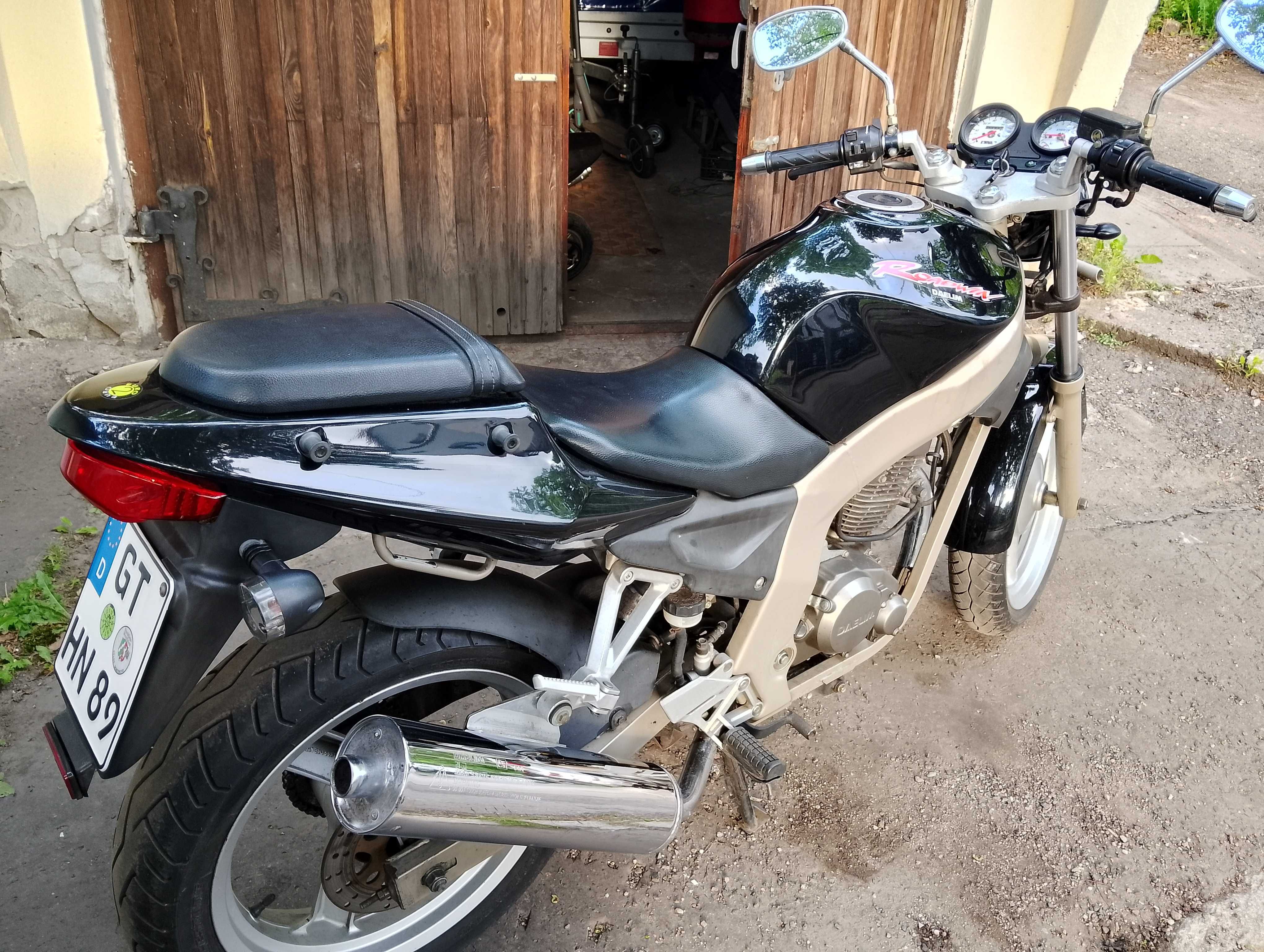 Motor Daelim Roadwin 125