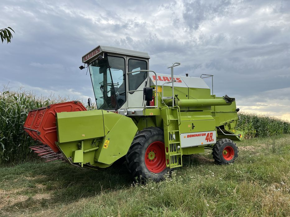 Свіжопривезений комбайн Claas dominator 48s гідравлічна вигрузна