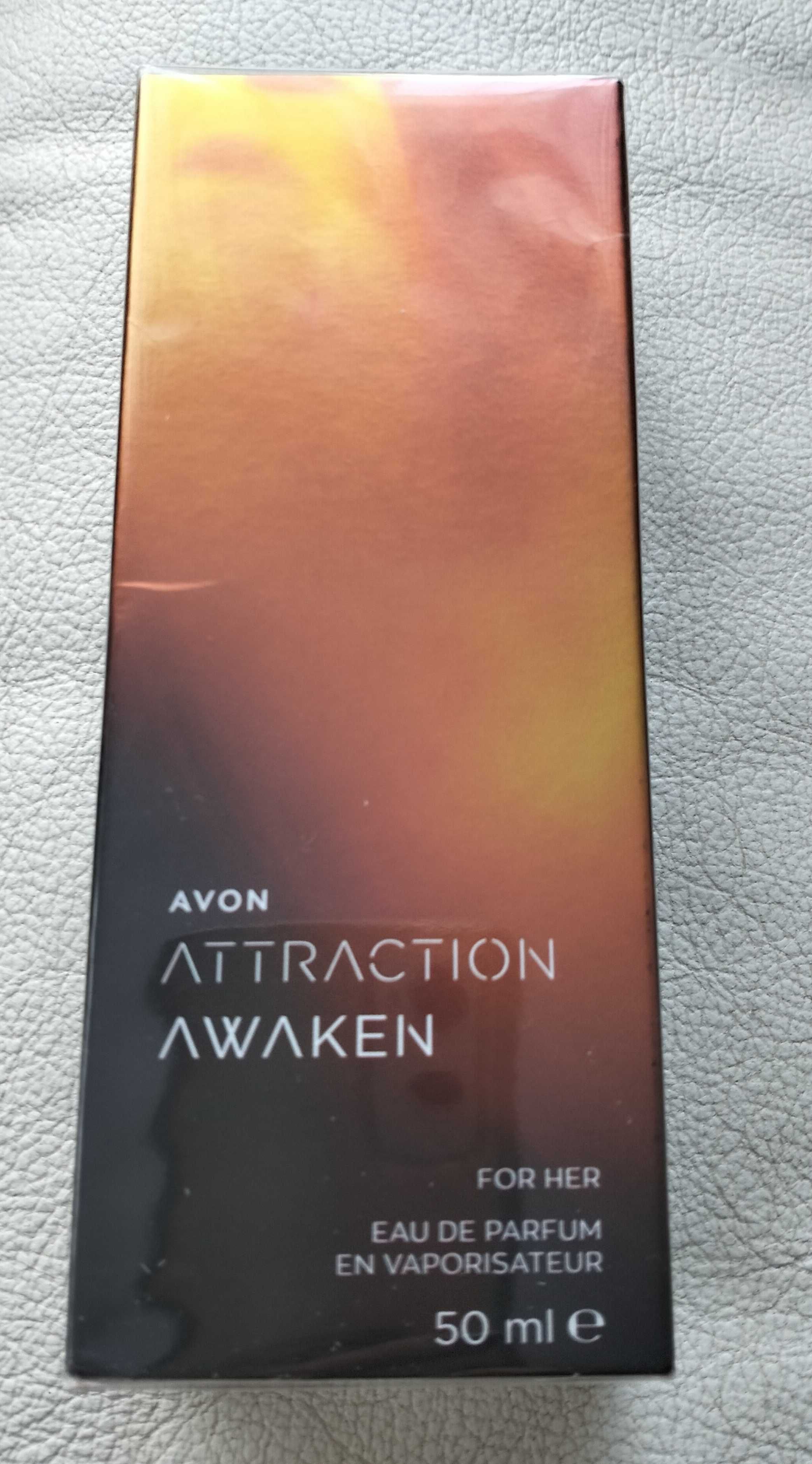 Woda perfumowana Atraction Awaken Avon dla niej.