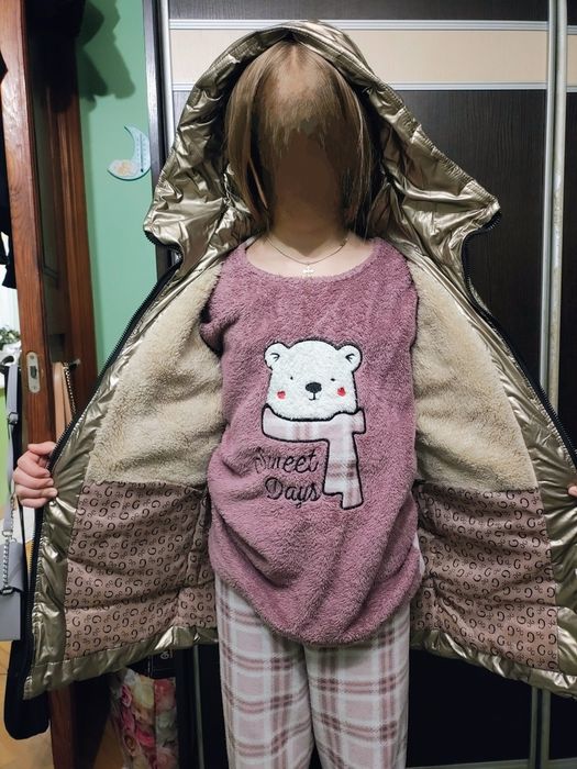 Прода  якісну дитячу курточку.