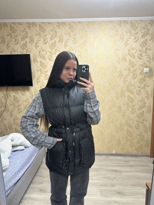 Жіноча тепла жилетка