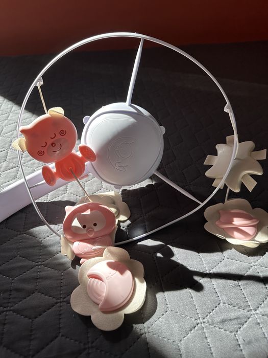 Музичний мобіль Infantino 3 в 1 з проектором Рожевий