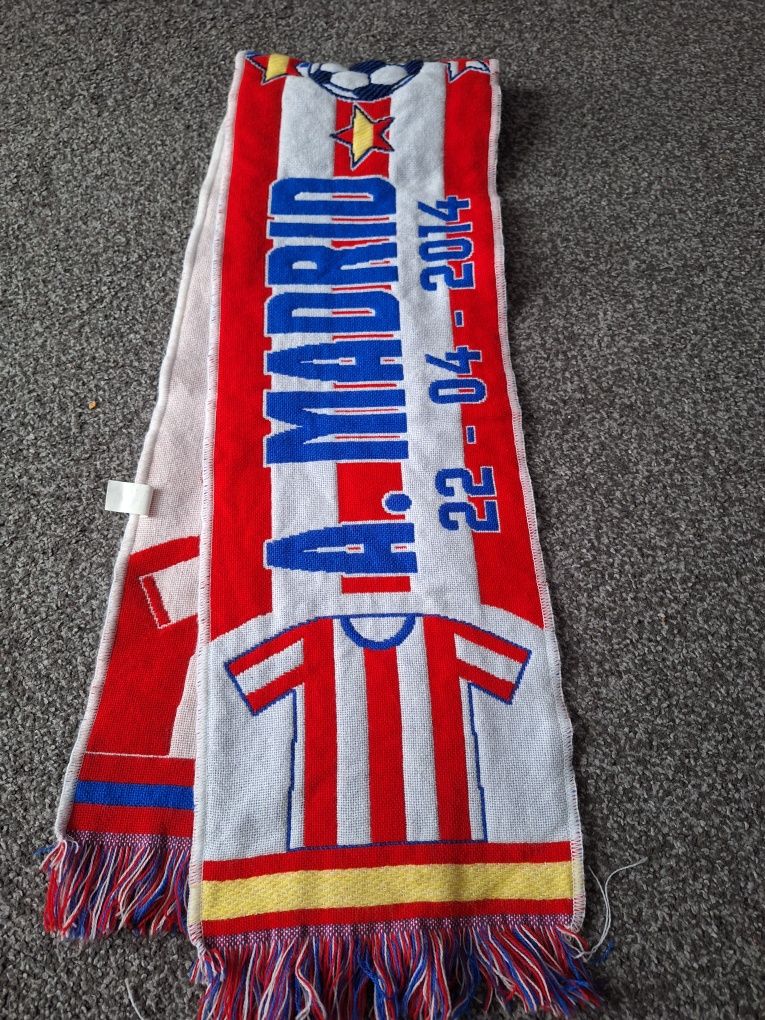 szalik piłkarski Atletico Madryt Chelsea London football scarf LM