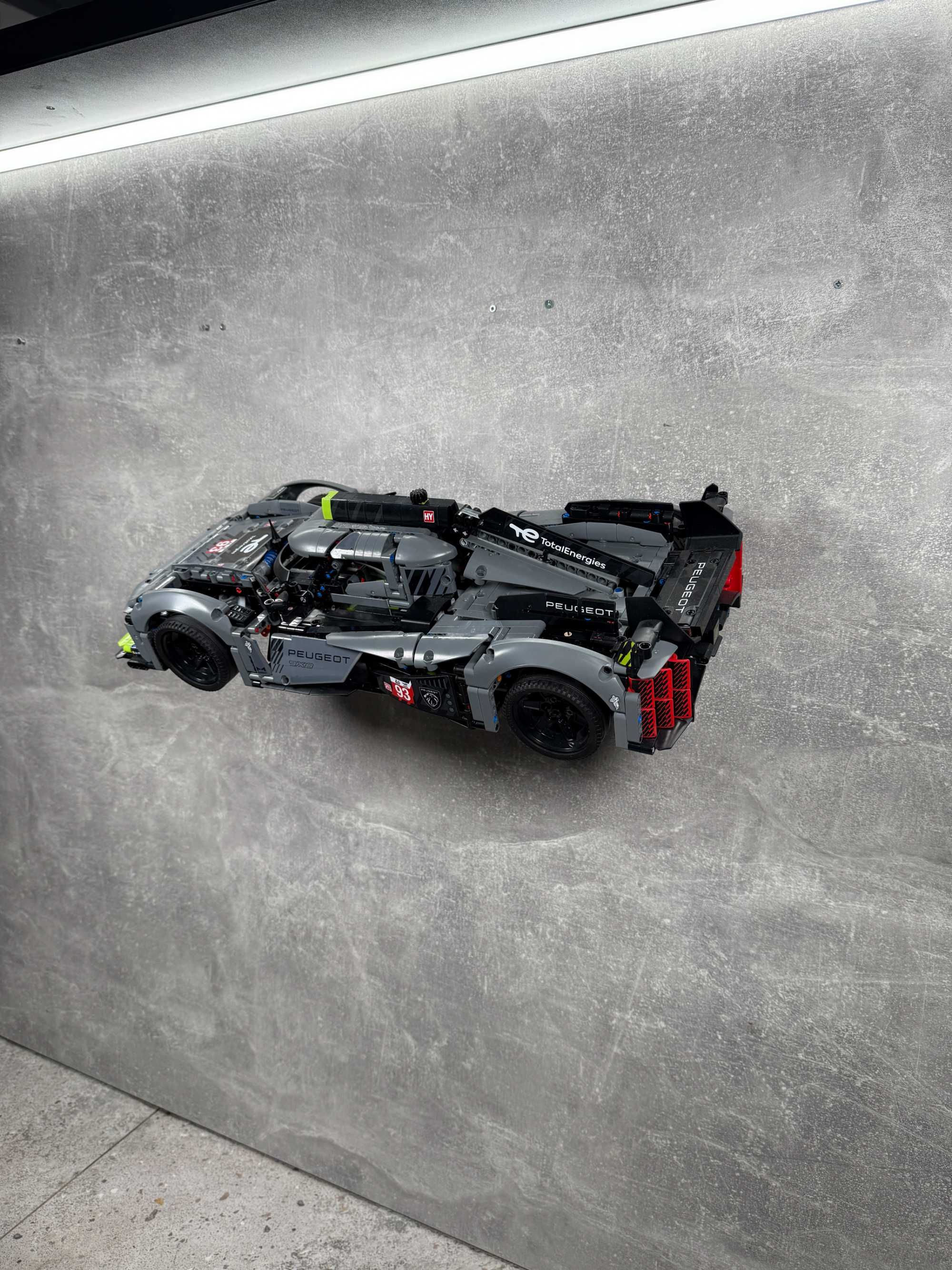 Кронштейн / Кріплення для LEGO Technic Peugeot 9X8 24H Le Mans (42156)