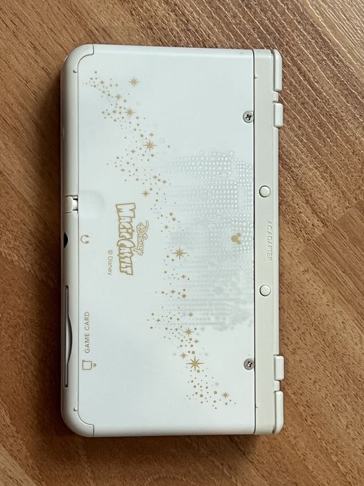 Ігрова приставка Nintendo new 3 ds Magic Castle edition