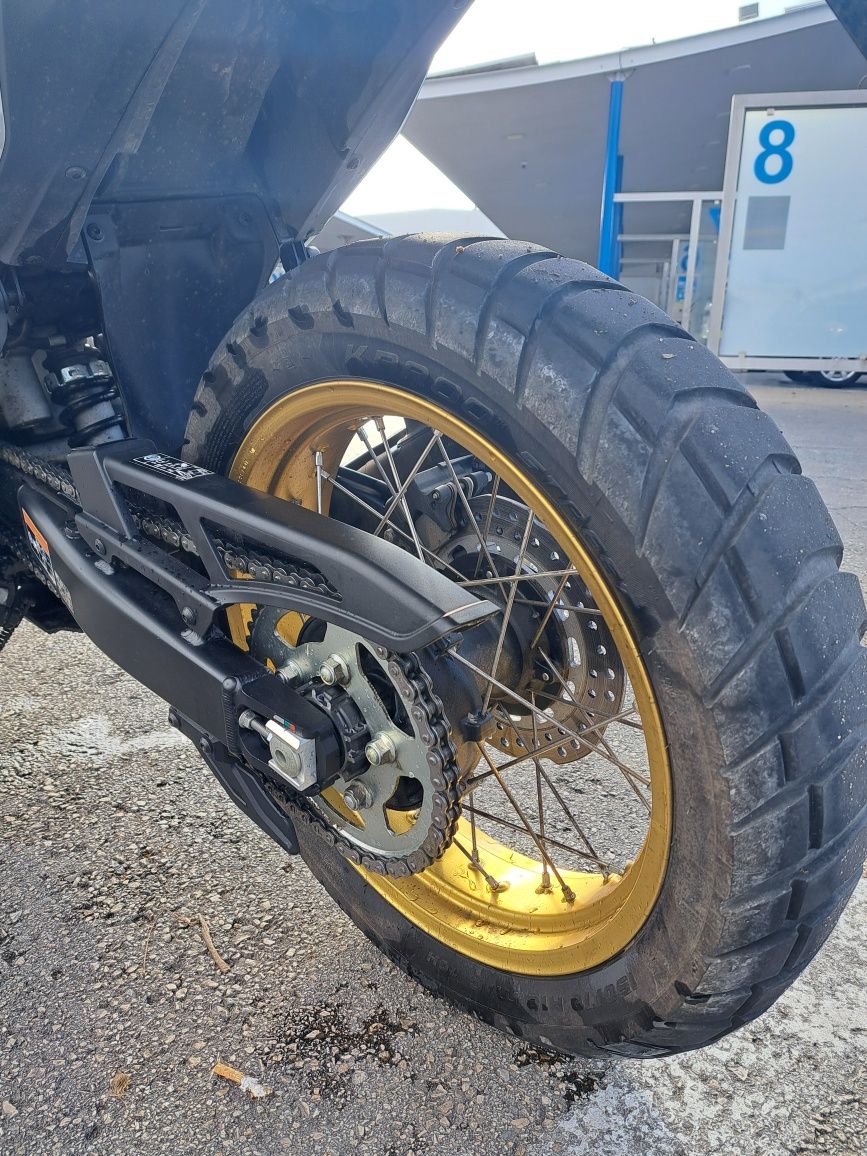 Honda Transalp 750 muitos extras