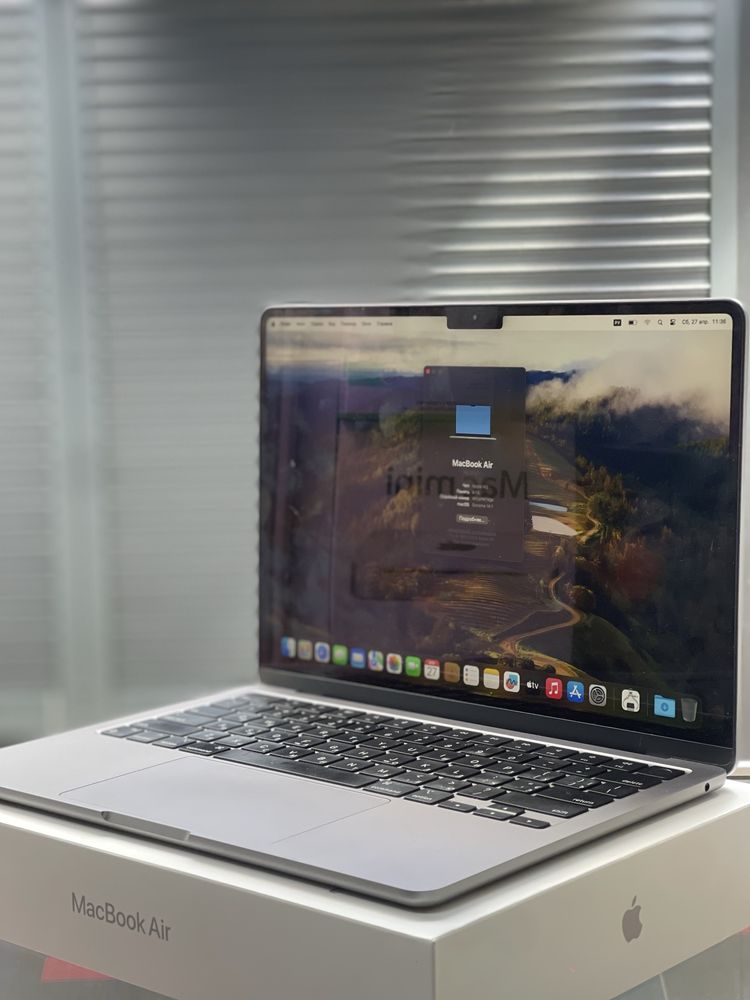 Продам MacBook Air M2, 2022 г. Чип Apple M2 Память 8 ГБ