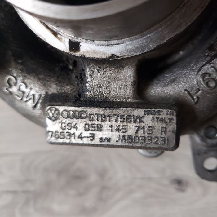 Турбіна Audi A4 A5 A6 C6 2.7 tdi 059145715R